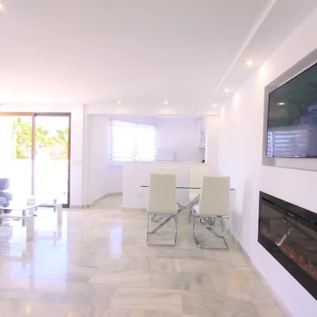 1094 Modern Duplex Penthouse On The Apartament Marbella